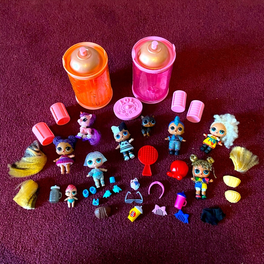 Lot Of LOL Surprise Dolls, Little Sisters, little brother, Pets Bottles, Outfits